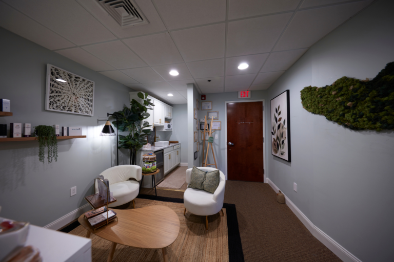Skin and Tonic Entry to Reception Area
